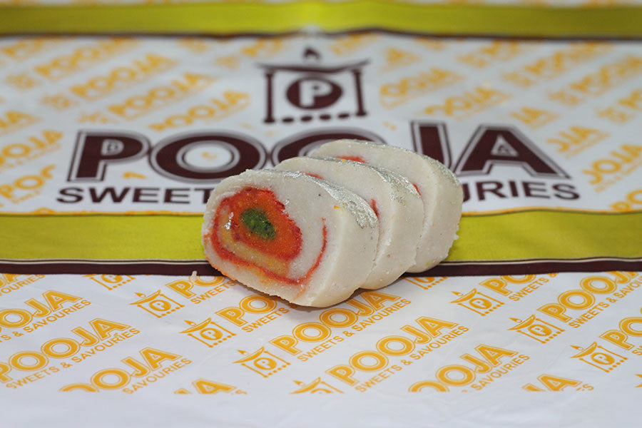 Kaju Pista Patra (White with Orange Centre)